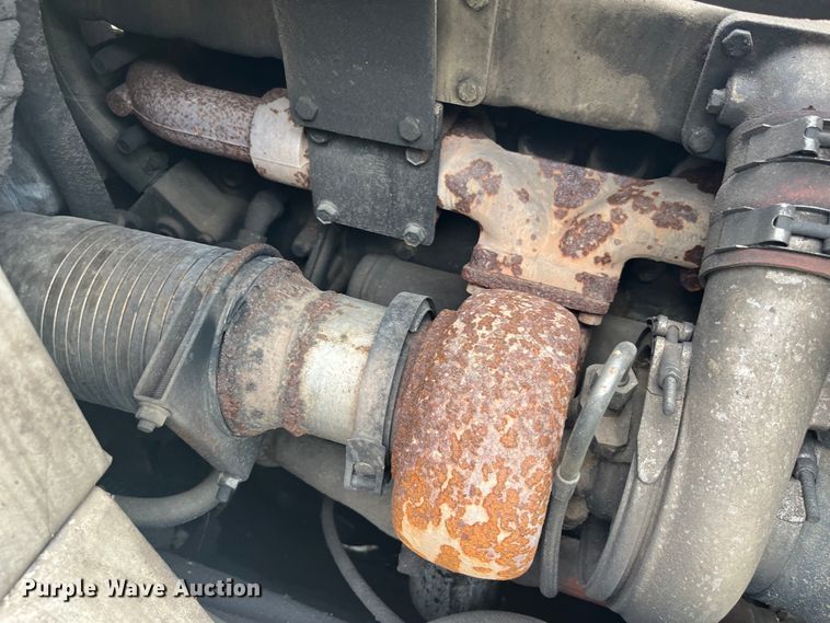 image for item LD9538 1999 Terex TA30 cab