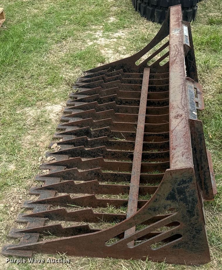 image for item LU9831 72