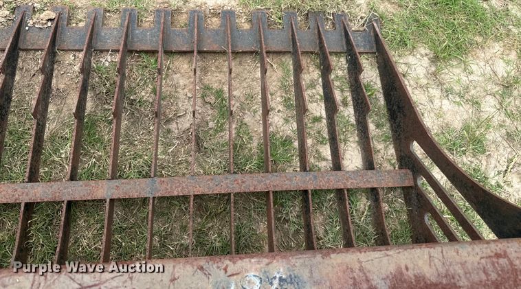 image for item LU9831 72