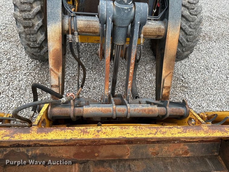 image for item ND9313 2015 John Deere 310SL backhoe