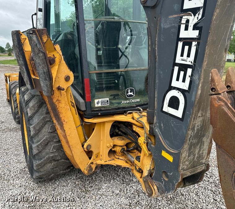 image for item ND9313 2015 John Deere 310SL backhoe