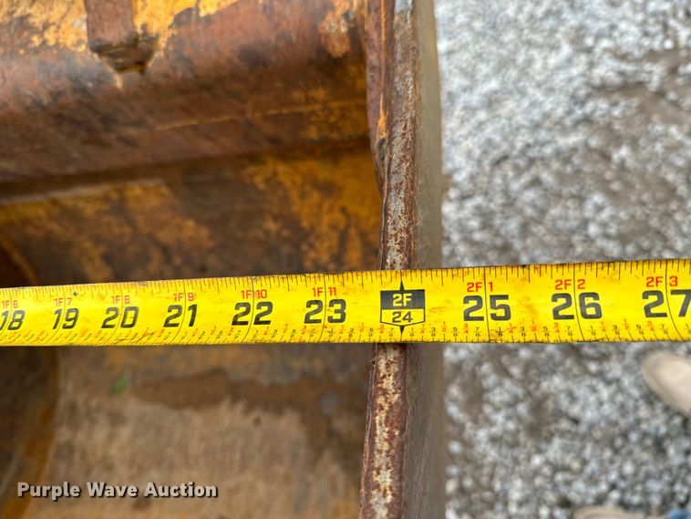 image for item ND9313 2015 John Deere 310SL backhoe