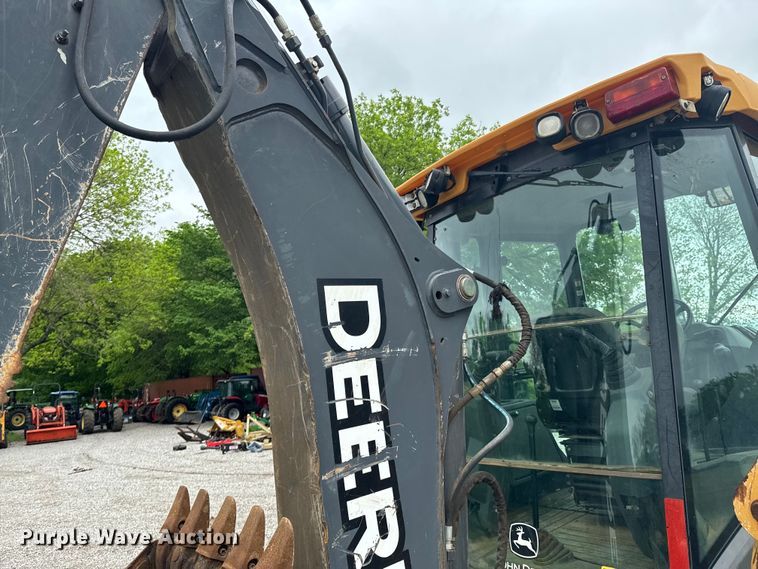image for item ND9313 2015 John Deere 310SL backhoe