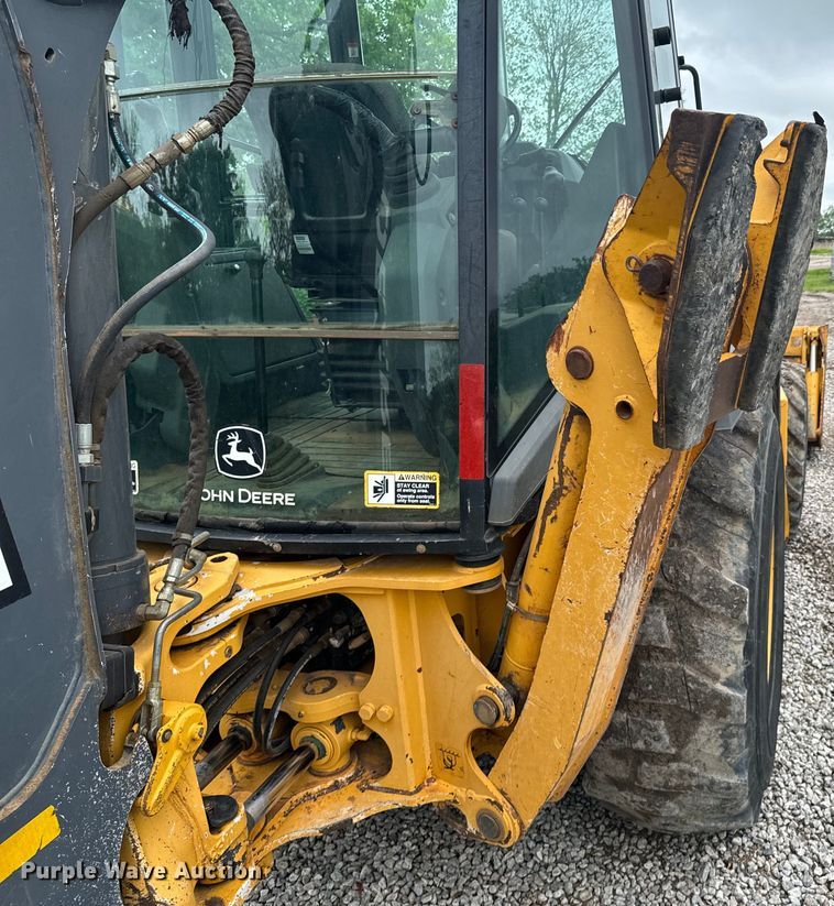 image for item ND9313 2015 John Deere 310SL backhoe