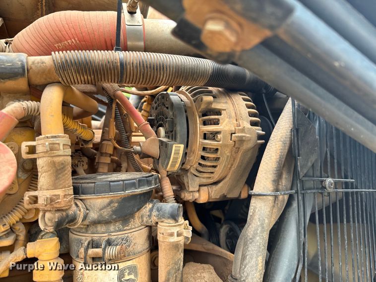 image for item ND9313 2015 John Deere 310SL backhoe