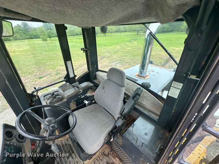 image for item ND9315 2006 John Deere 544J wheel loader