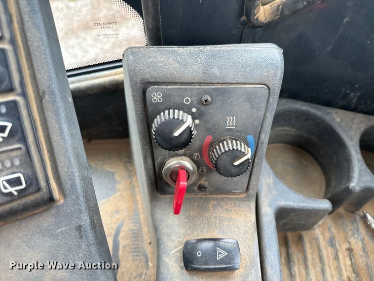 image for item ND9315 2006 John Deere 544J wheel loader