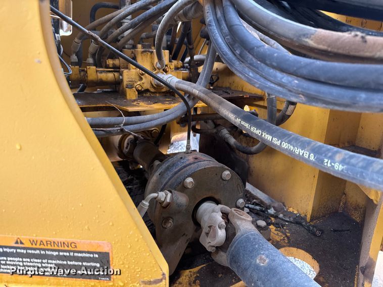 image for item ND9315 2006 John Deere 544J wheel loader