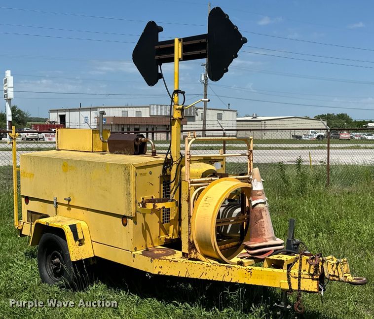 image for item ND9332 1995 Hesco 2000 10 power unit