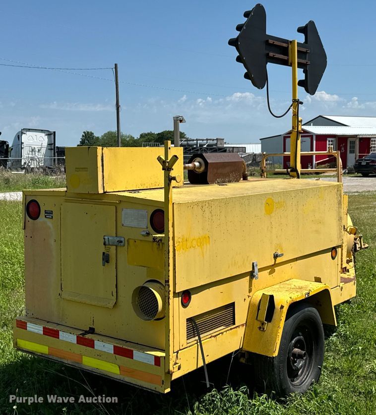 image for item ND9332 1995 Hesco 2000 10 power unit