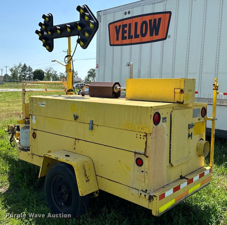 image for item ND9332 1995 Hesco 2000 10 power unit