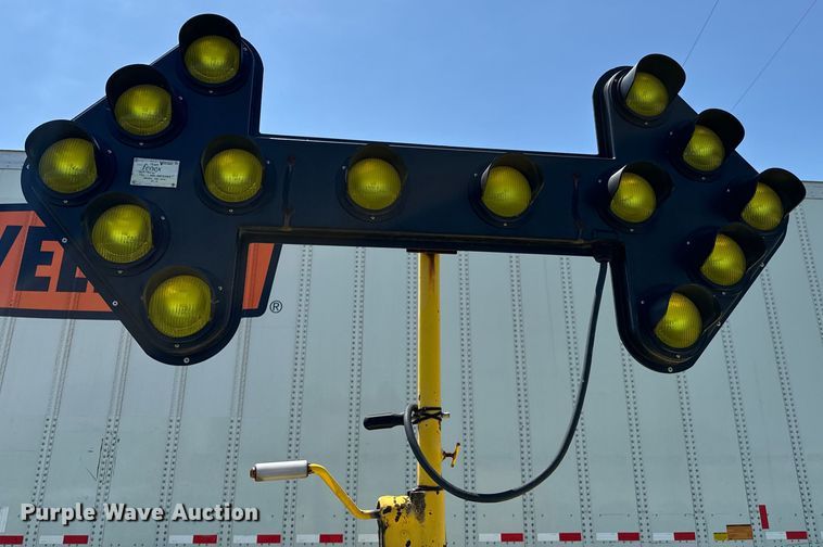 image for item ND9332 1995 Hesco 2000 10 power unit