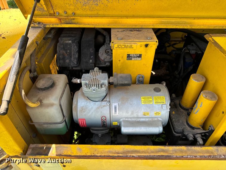 image for item ND9332 1995 Hesco 2000 10 power unit