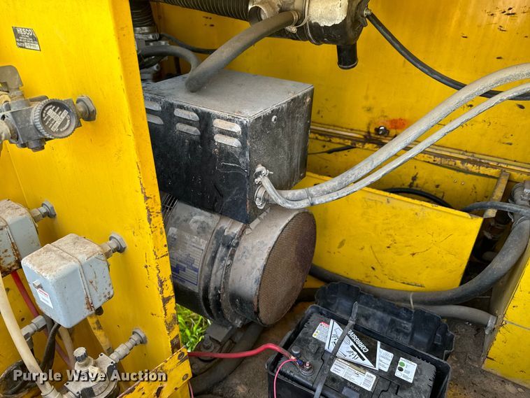 image for item ND9332 1995 Hesco 2000 10 power unit