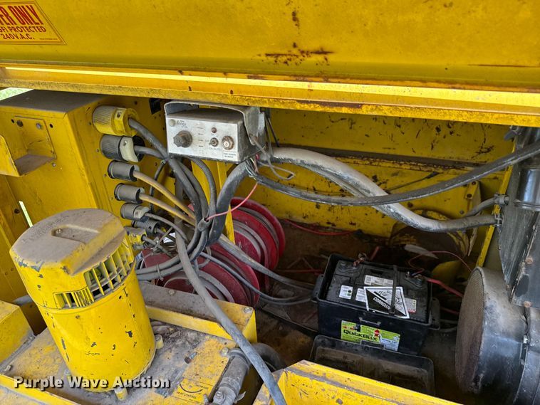 image for item ND9332 1995 Hesco 2000 10 power unit