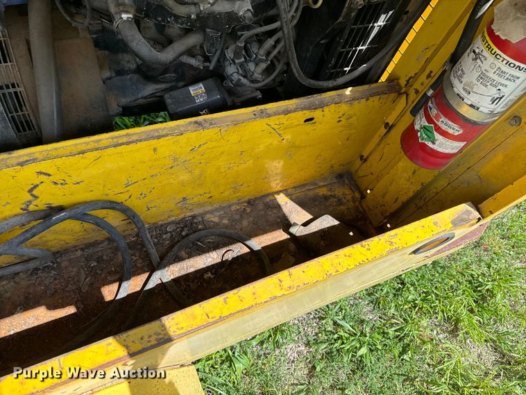 image for item ND9332 1995 Hesco 2000 10 power unit