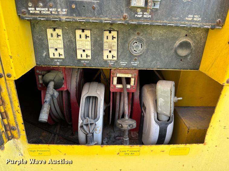 image for item ND9332 1995 Hesco 2000 10 power unit