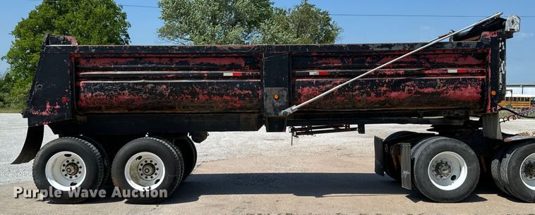 image for item ND9333 1986 CMC end dump trailer