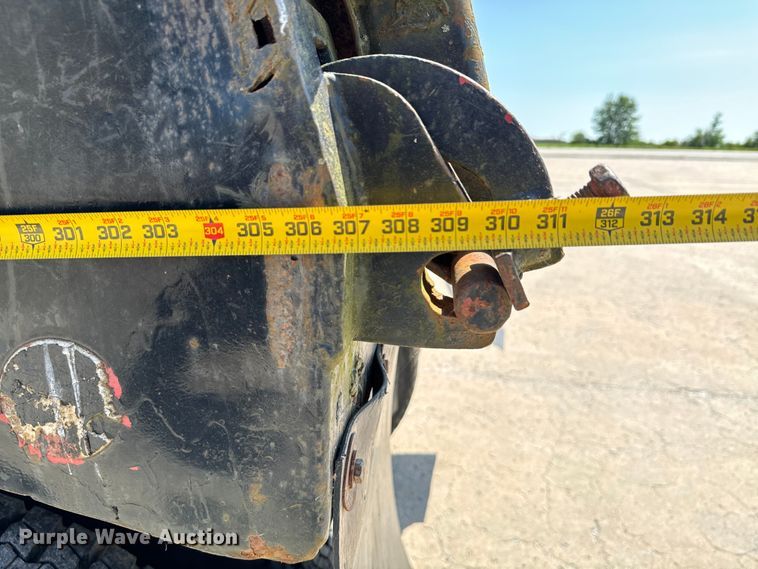 image for item ND9333 1986 CMC end dump trailer