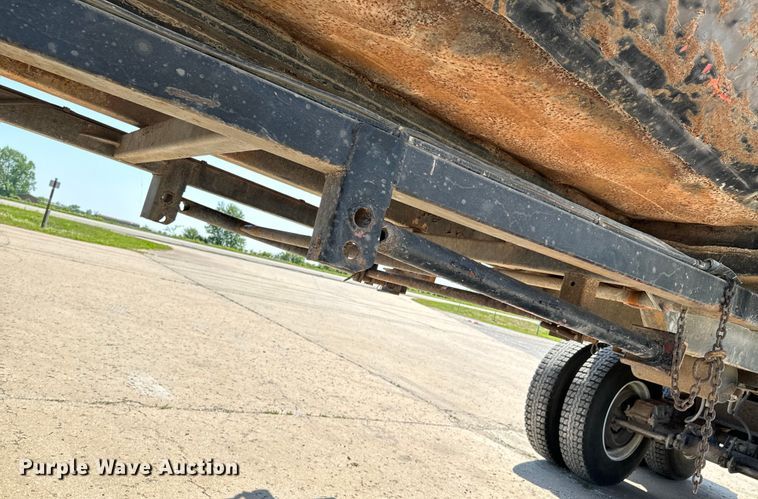 image for item ND9333 1986 CMC end dump trailer