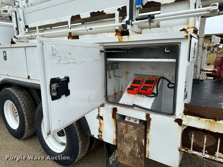 image for item ND9350 2015 Freightliner Business Class M2 bucket truck