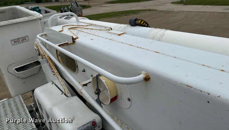 image for item ND9350 2015 Freightliner Business Class M2 bucket truck