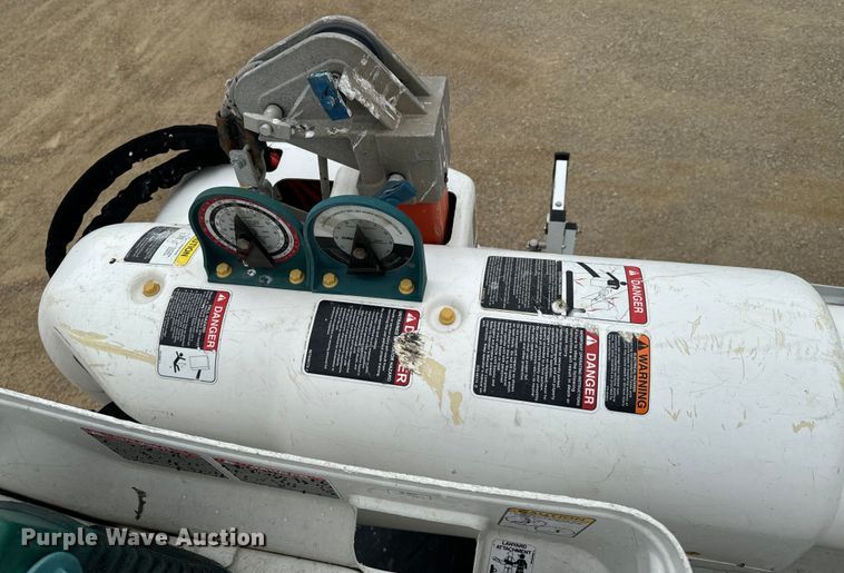 image for item ND9350 2015 Freightliner Business Class M2 bucket truck