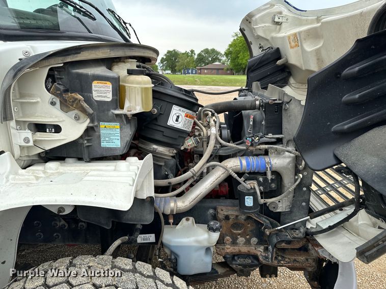 image for item ND9350 2015 Freightliner Business Class M2 bucket truck