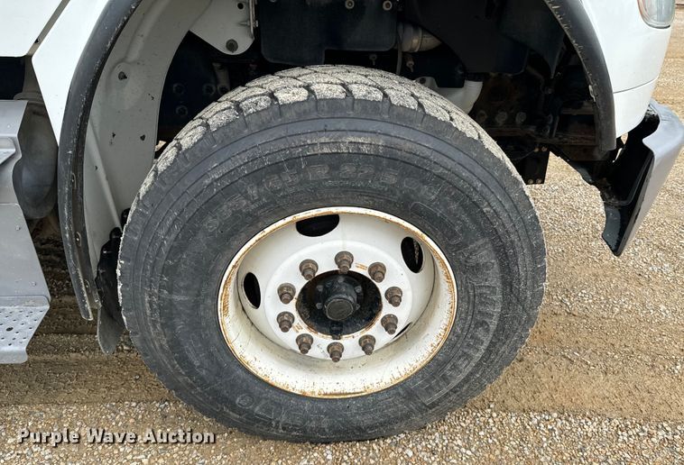 image for item ND9350 2015 Freightliner Business Class M2 bucket truck