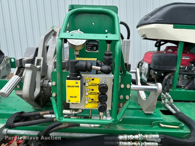 image for item ND9352 McElroy TracStar Pitbull 28 poly fusion machine