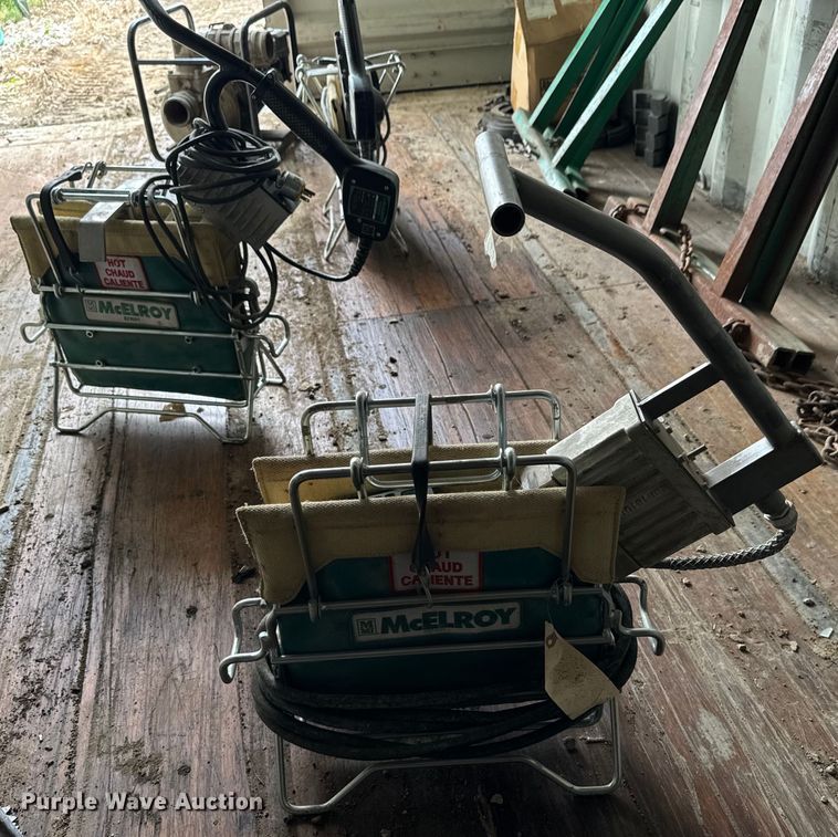 image for item ND9352 McElroy TracStar Pitbull 28 poly fusion machine