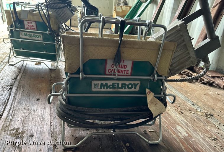 image for item ND9352 McElroy TracStar Pitbull 28 poly fusion machine