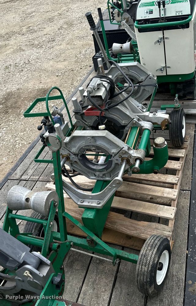 image for item ND9353 McElroy Rolling 28 poly fusion machine