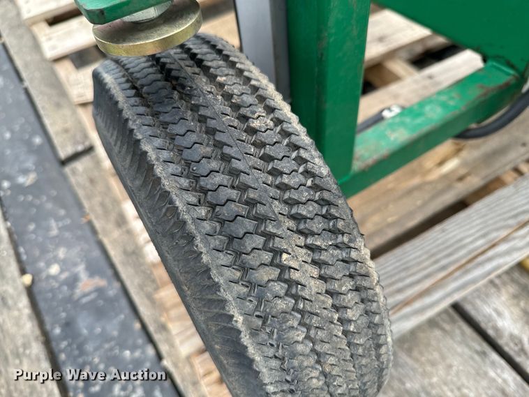 image for item ND9353 McElroy Rolling 28 poly fusion machine