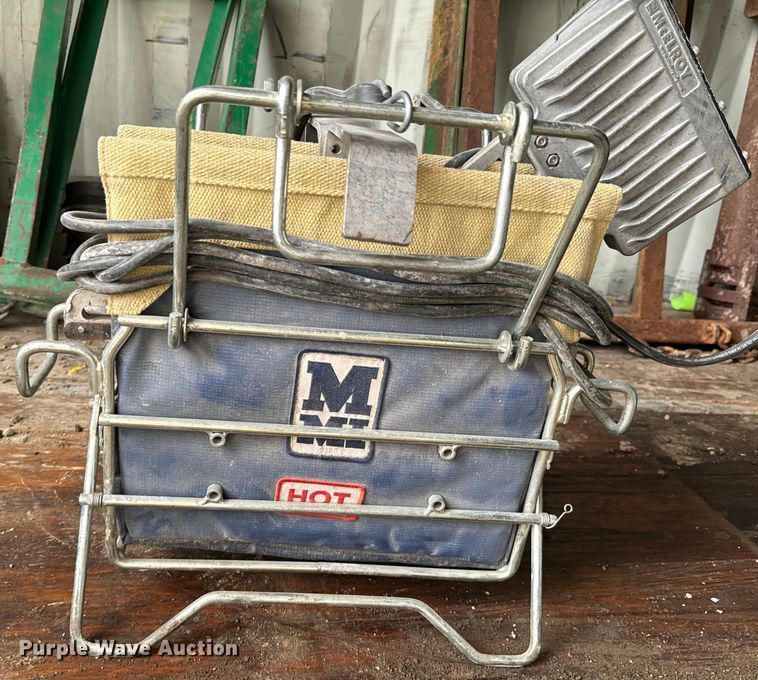 image for item ND9353 McElroy Rolling 28 poly fusion machine