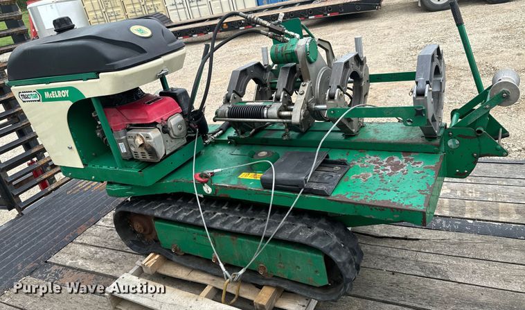 image for item ND9354 2004 McElroy TracStar 28 poly fusion machine