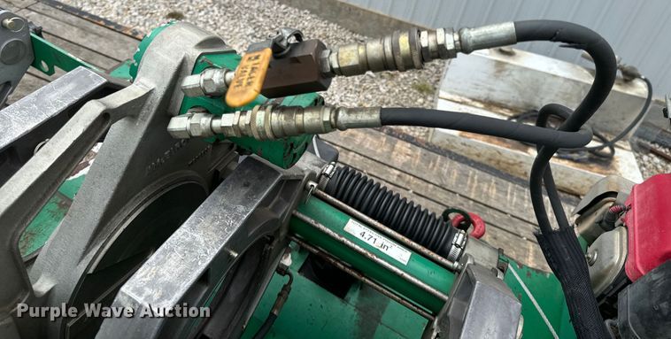 image for item ND9354 2004 McElroy TracStar 28 poly fusion machine