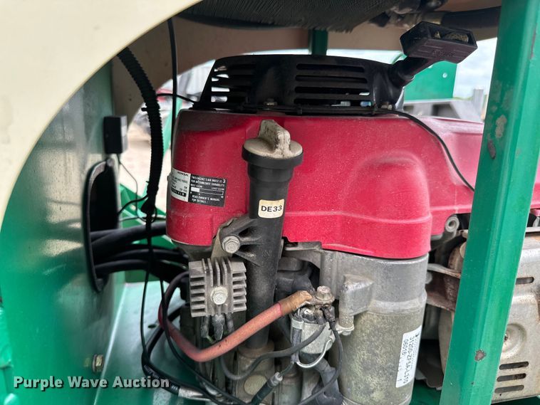 image for item ND9354 2004 McElroy TracStar 28 poly fusion machine