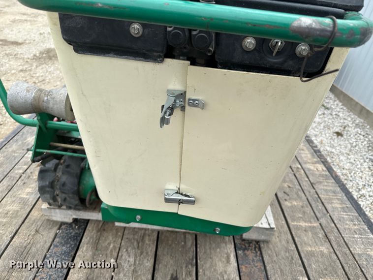 image for item ND9354 2004 McElroy TracStar 28 poly fusion machine