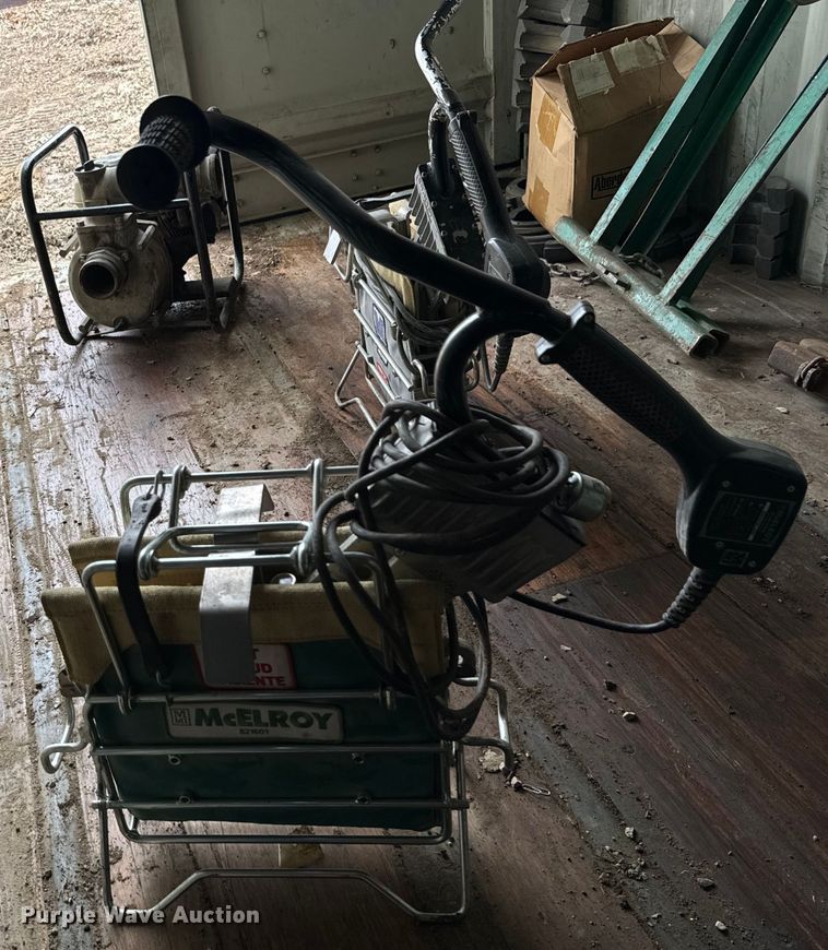 image for item ND9354 2004 McElroy TracStar 28 poly fusion machine