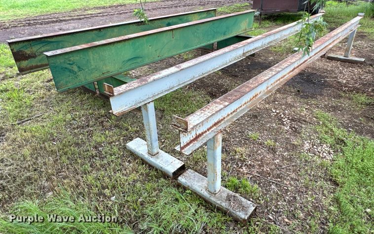 image for item ND9384 (2) pipe racks 