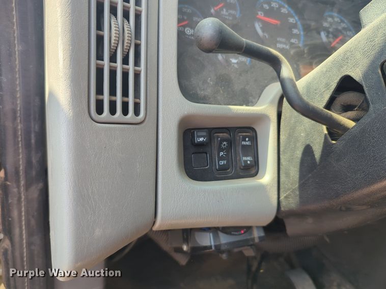 image for item NG9756 2009 International Workstar 7400 digger derrick truck