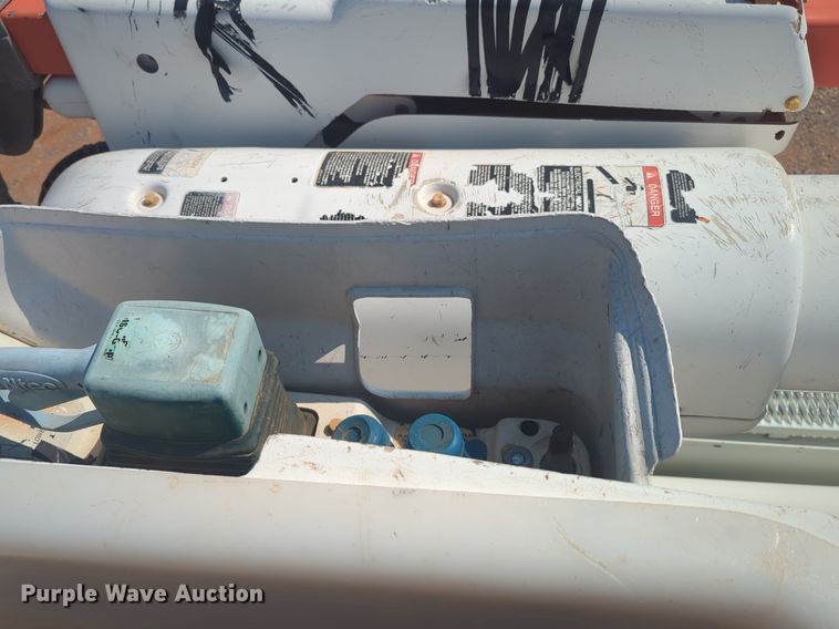 image for item NG9757 2010 International WorkStar 7500 bucket truck