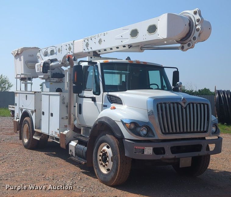 image for item NG9759 2012 International WorkStar 7300 bucket truck