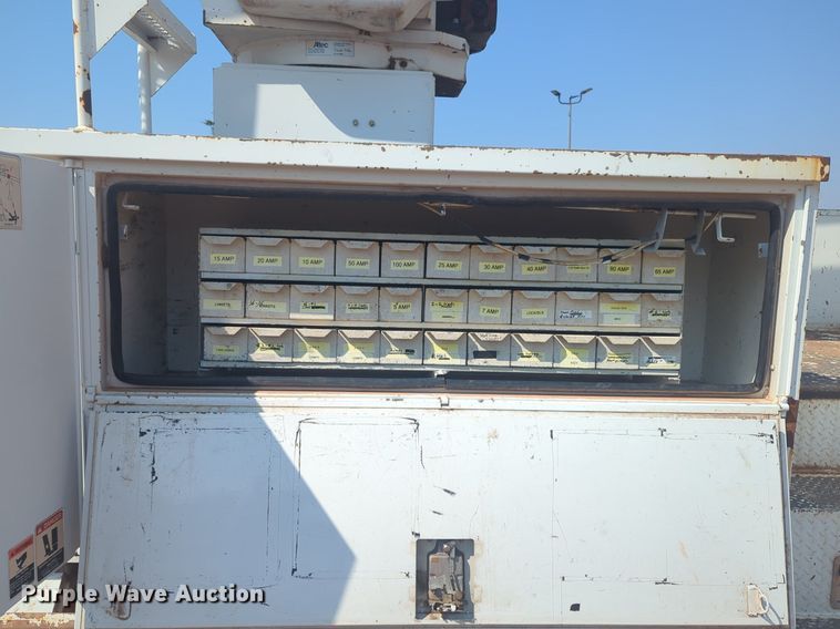 image for item NG9759 2012 International WorkStar 7300 bucket truck