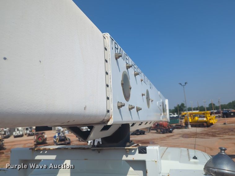 image for item NG9759 2012 International WorkStar 7300 bucket truck