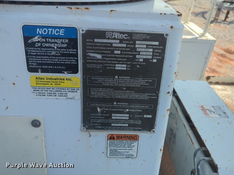 image for item NG9759 2012 International WorkStar 7300 bucket truck