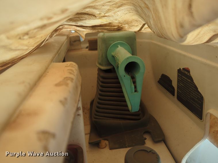 image for item NG9759 2012 International WorkStar 7300 bucket truck