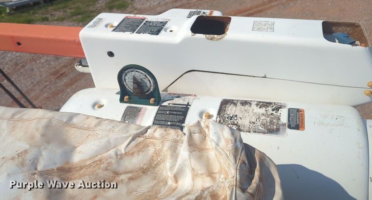 image for item NG9759 2012 International WorkStar 7300 bucket truck