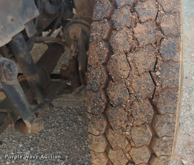 image for item NG9759 2012 International WorkStar 7300 bucket truck